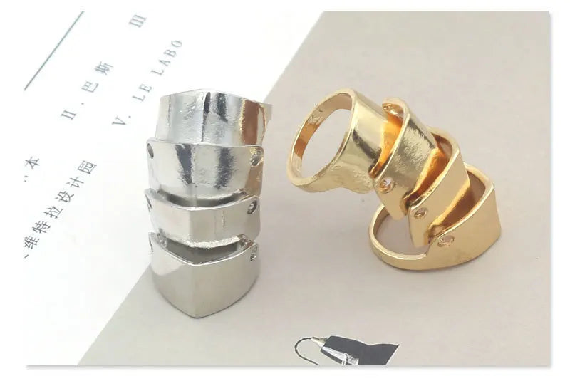 Anneau métallique Punk créatif pour hommes et femmes, armure commune, peut porter des bijoux, accessoires tendance, cadeaux - DOGOMET DIGITAL PLUS