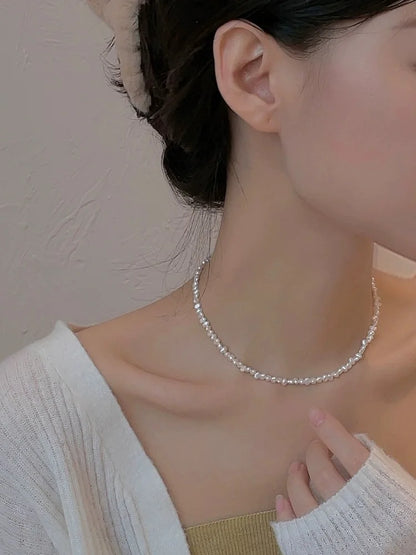 Korean version of Baroque retro irregular pearl collarbone chain~ French high-end sense niche girl style versatile neck jewelry