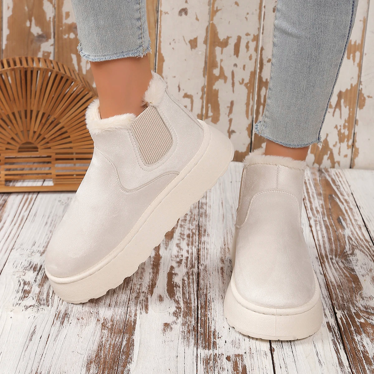 Hiver femmes courtes en peluche chaud bottes de neige chaussures décontractées nouveau daim fourrure Chelsea bottines plates plate-forme dames chaussures Botas - DOGOMET DIGITAL PLUS