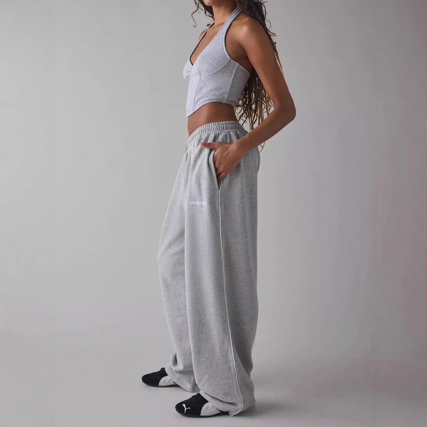 Pantalones Casuales nouveau pantalon décontracté brodé rose pour femmes pantalon droit taille élastique ample et confortable 2025 nouveau