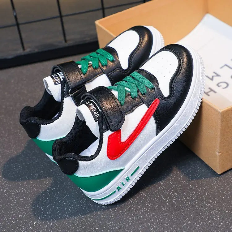 Chaussures de sport à bouton rotatif pour enfants, chaussures plates en maille respirante à filet unique, nouvelle collection été, chaussures plates pour enfants moyens et grands