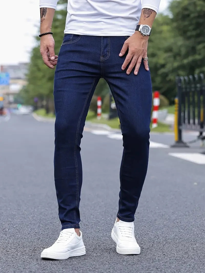 2025 Hommes Classique Avancé crayon Jean Jean Homme Homme Doux Stretch Noir Biker Masculino Denim Pantalon Hommes Solide Pantalon