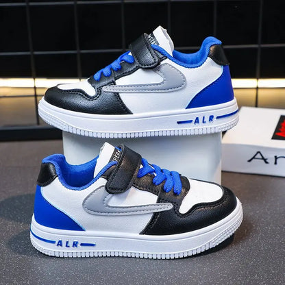 Chaussures de sport à bouton rotatif pour enfants, chaussures plates en maille respirante à filet unique, nouvelle collection été, chaussures plates pour enfants moyens et grands