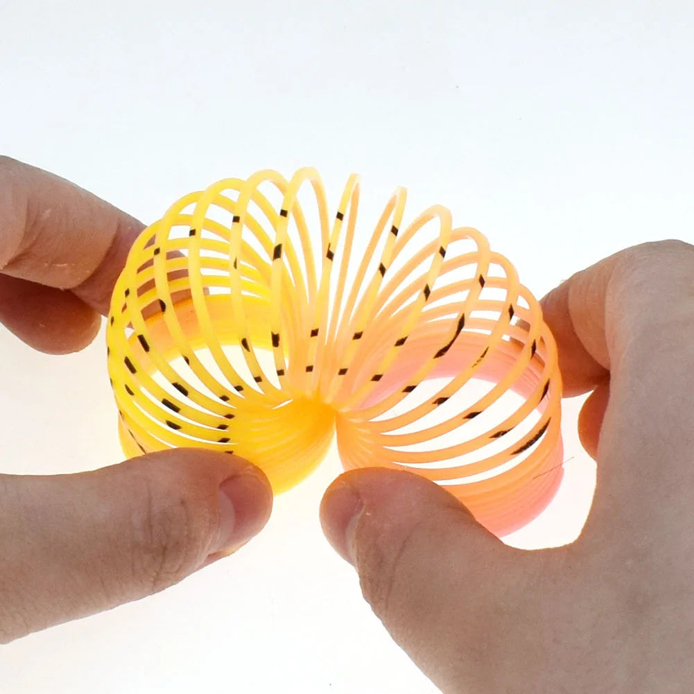 Rainbow Magic Springs Circle Toys Kids' Birthday Party Favors Friends Giveaway Small Gifts Pinata Fillers Flexible Funny Toy