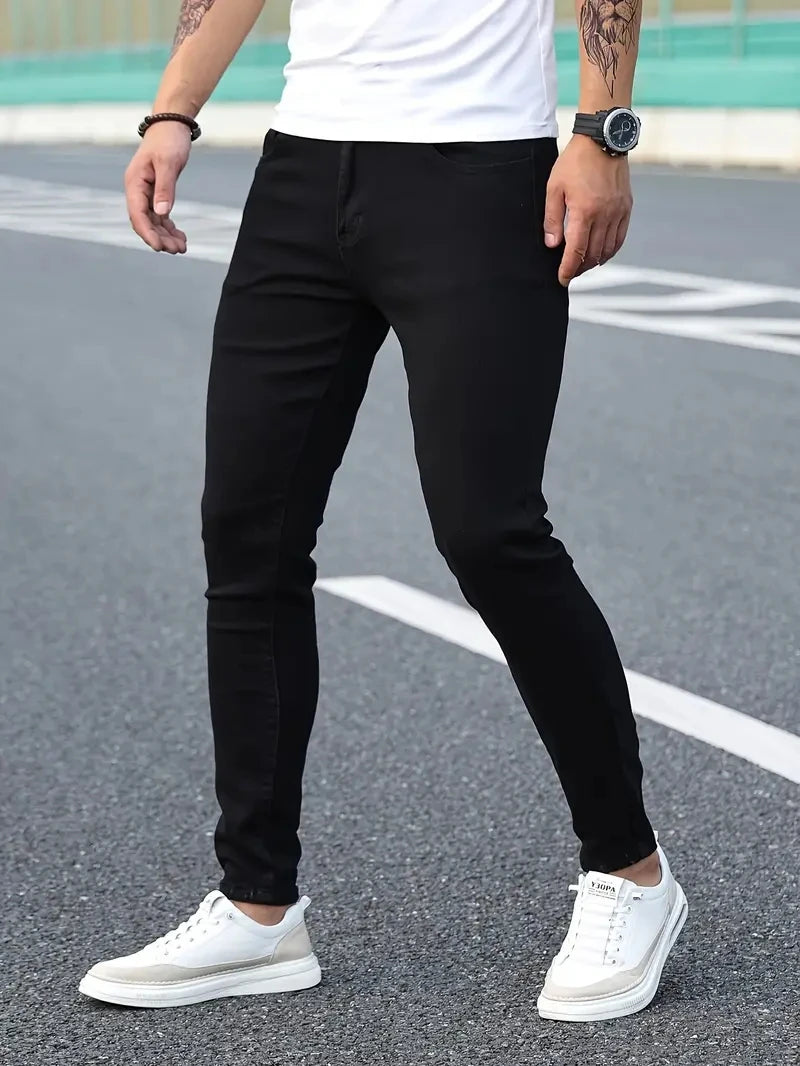 2025 Hommes Classique Avancé crayon Jean Jean Homme Homme Doux Stretch Noir Biker Masculino Denim Pantalon Hommes Solide Pantalon